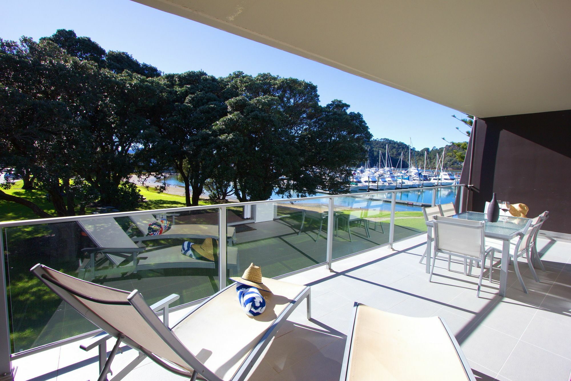 Marina Park Apartments Whitianga Exterior foto